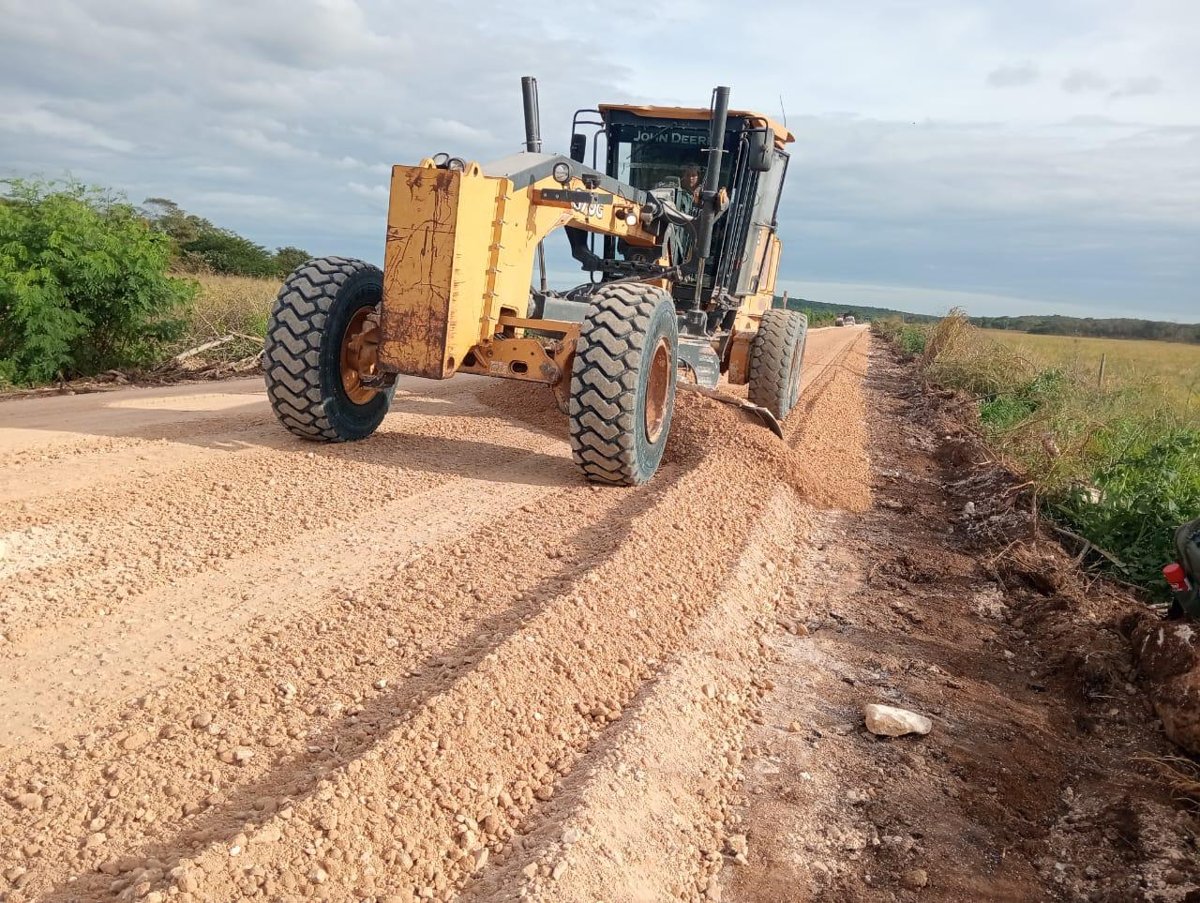 RECONSTRUCCIÓN DE LA CARRETERA PICH-LOS LAURELES (TRAMOS AISLADOS), LOCALIDAD LOS LAURELES, MUNICIPIO CHAMPECHE