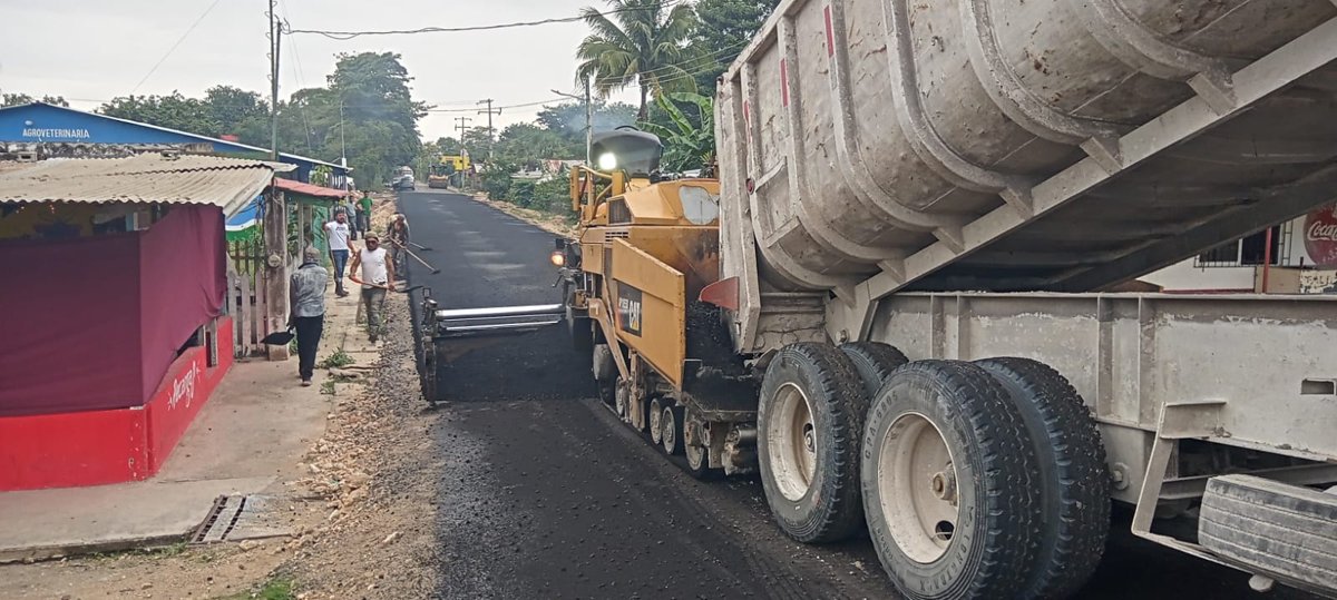 PAVIMENTACIÓN Y MANTENIMIENTO DE DIVERSAS CALLES EN LA LOCALIDAD DE CIUDAD DEL CARMEN, CARMEN