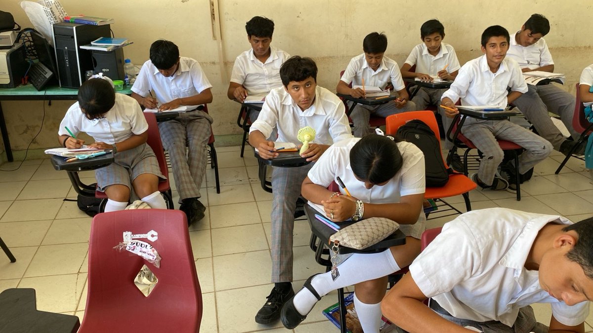 ICAT PLANTEL ESCÁRCEGA FORTALECE LOS CONOCIMIENTOS DEL IDIOMA INGLÉS EN LA COMUNIDAD DE MATAMOROS CON EL CURSO “WHAT’S UP ENGLISH 1”