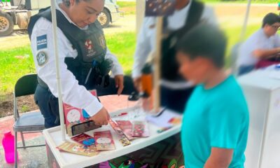 PRESENTE LA POLICÍA ESTATAL EN LA CARAVANA LO HACEMOS DE CORAZÓN