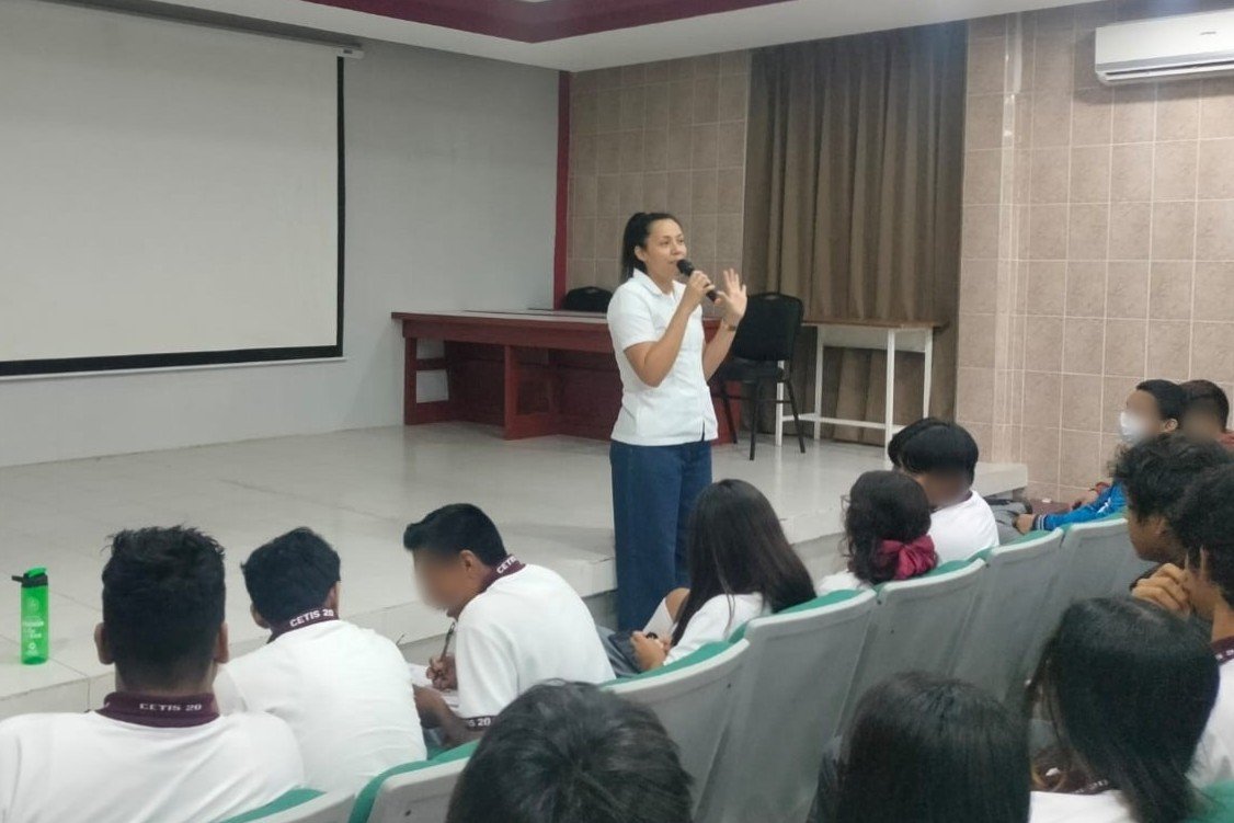 FORTALECEN PREVENCIÓN DE ADICCIONES EN ESCUELAS Y CENTROS LABORALES DE CARMEN
