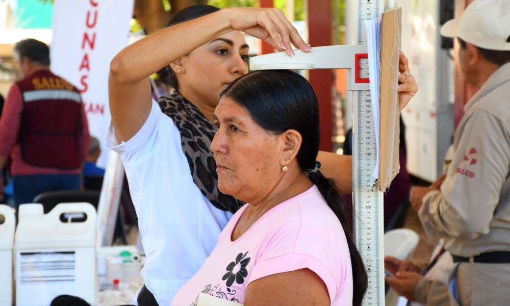 BENEFICIAN A POBLADORES DE SANTO DOMINGO KESTÉ CON SALUD EN TU BARRIO