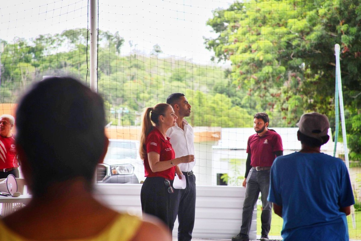 ACERCAN LOS PROGRAMAS DEL GOBIERNO DE TODOS A LA LOCALIDAD DE LA LIBERTAD DEL MUNICIPIO DE CAMPECHE