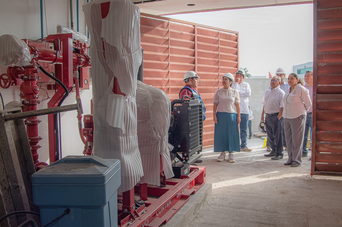 SUPERVISAN TRABAJOS DE REHABILITACIÓN DEL LABORATORIO ESTATAL DE SALUD PÚBLICA