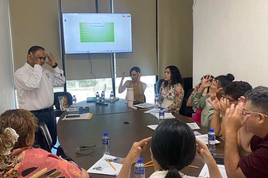 LENGUA DE SEÑAS MEXICANA: HERRAMIENTA CLAVE PARA UNA COMUNICACIÓN INCLUYENTE