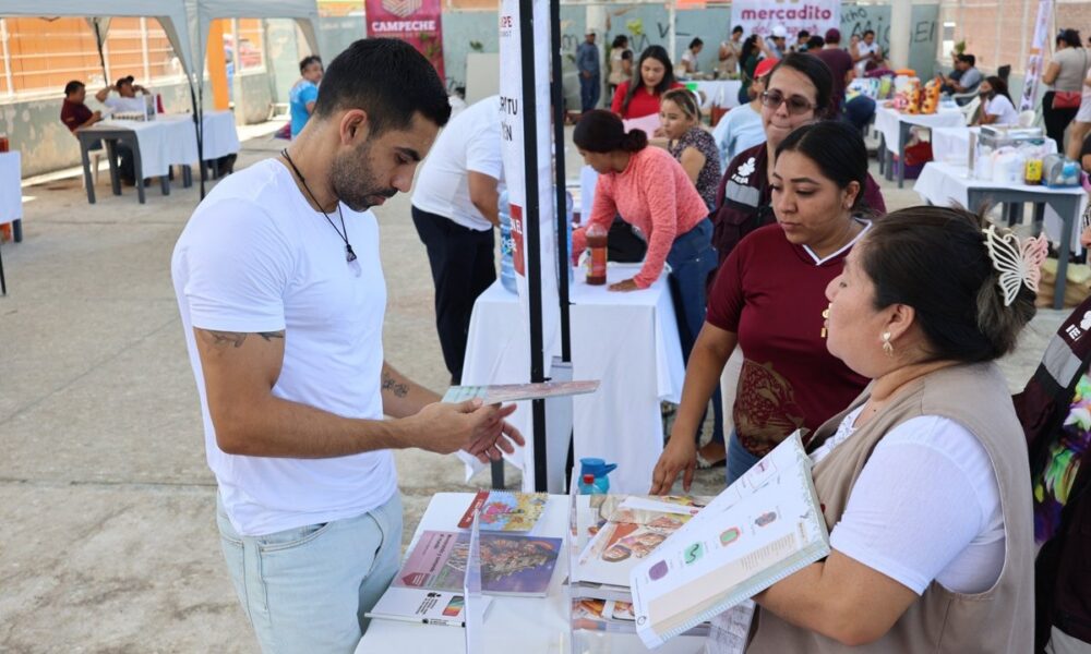 MERCADITO JAGUAR BENEFICIA A LAS FAMILIAS DE LA COLONIA CARMELO