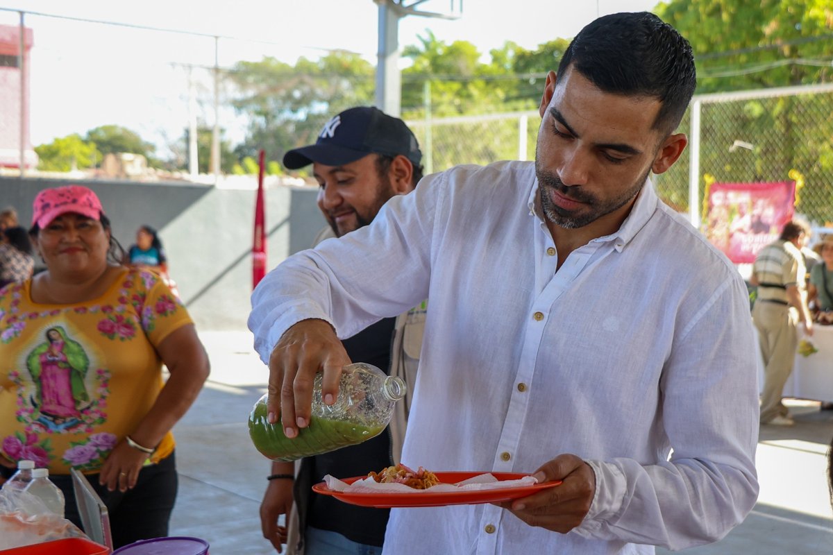 MERCADITO DEL JAGUAR NAVIDEÑO FORTALECE EL BIENESTAR COMUNITARIO