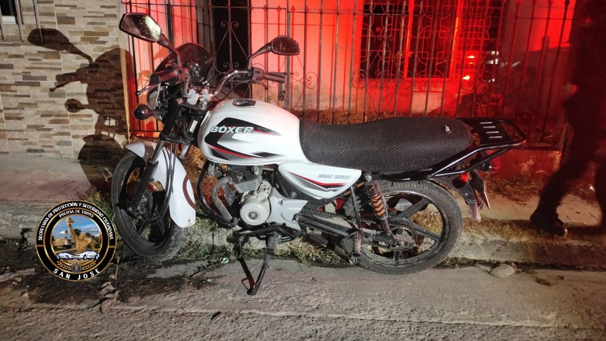 RECUPERAN MOTOCICLETA CON REPORTE DE ROBO