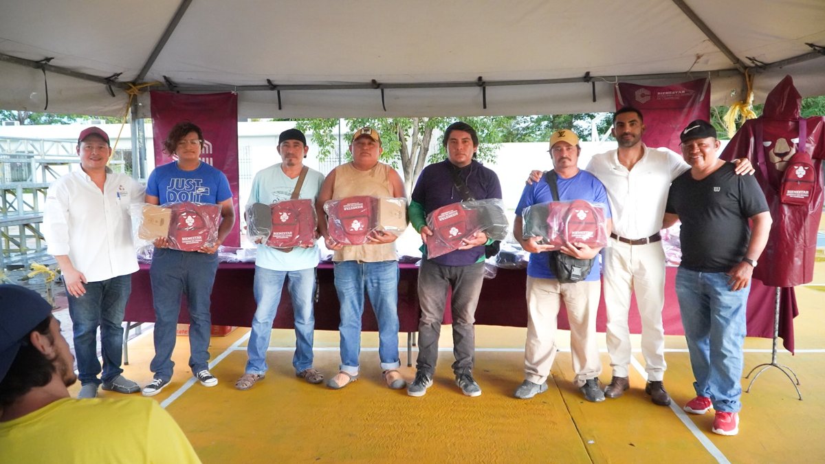 BIENESTAR ENTREGA DE KITS DE TRABAJO A TRAVÉS DEL PROYECTO EMPRENDER CONTIGO