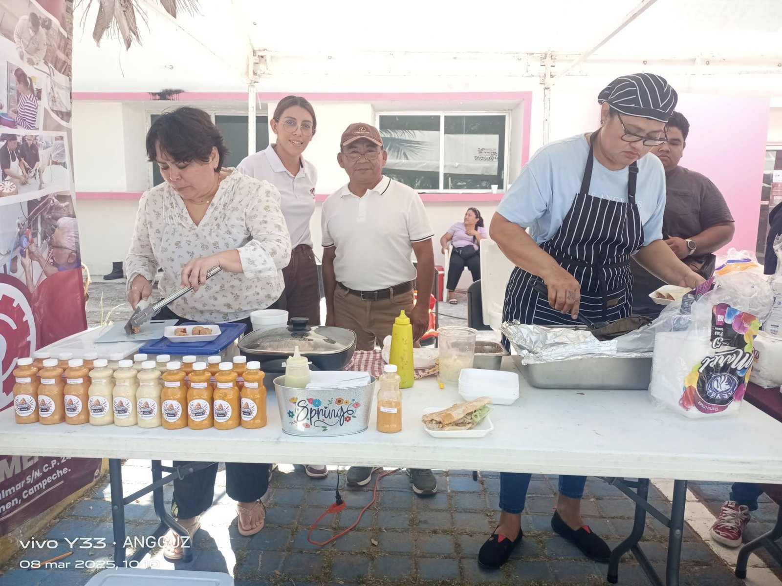 ICAT CARMEN IMPULSA A EMPRENDEDORAS EN EL 'MERCADITO MUJER EMPRENDEDORA’