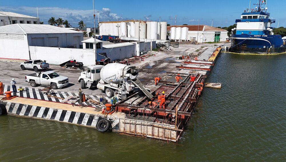 SE INVIERTEN 2.5 MDP. EN MODERNIZACIÓN DEL MUELLE 16 DEL PUERTO ISLA DEL CARMEN