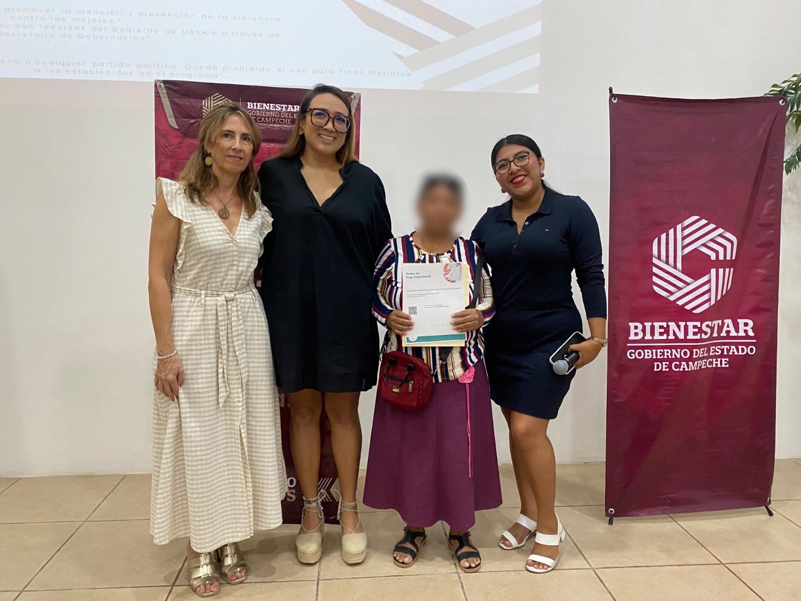 MUJERES VÍCTIMAS DE VIOLENCIA RECIBEN APOYOS PARA SU INDEPENDENCIA ECONÓMICA