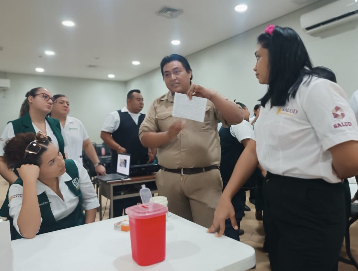 ACTUALIZAN AL PERSONAL DE CENTROS DE SALUD DE ESCÁRCEGA PARA DETECTAR EL PALUDISMO
