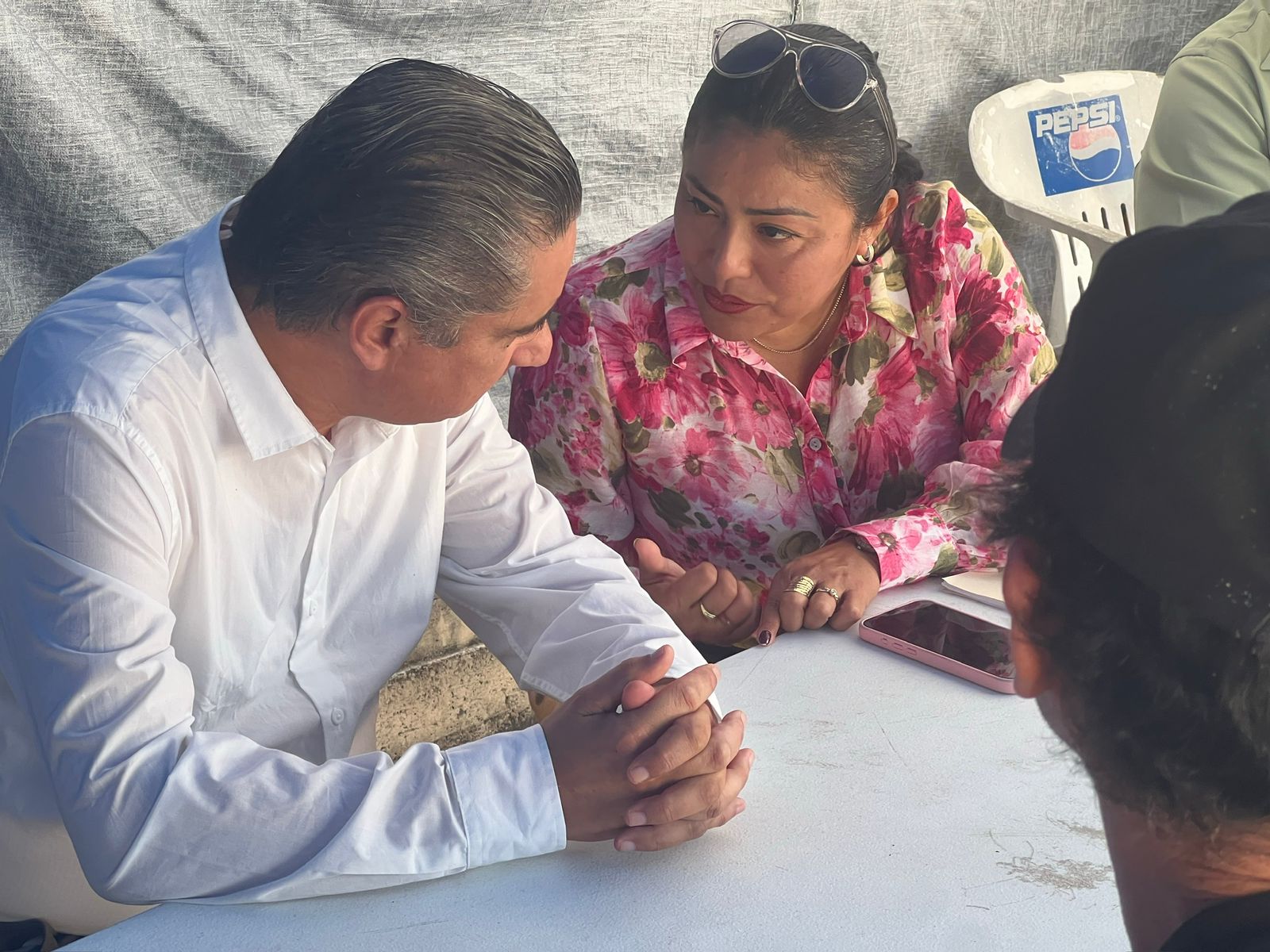 GOBIERNO DEL ESTADO MANTIENE ATENCIÓN A EXTRABAJADORES DEL AYUNTAMIENTO