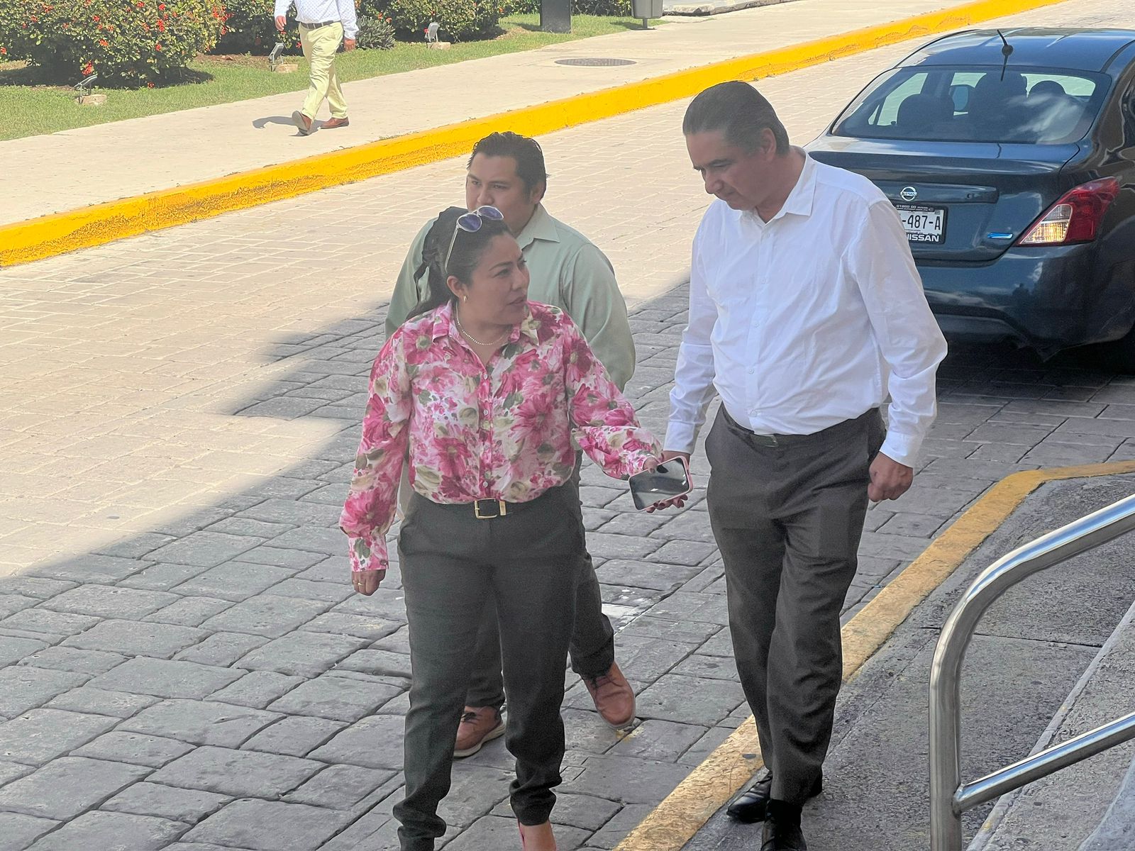 GOBIERNO DEL ESTADO MANTIENE ATENCIÓN A EXTRABAJADORES DEL AYUNTAMIENTO