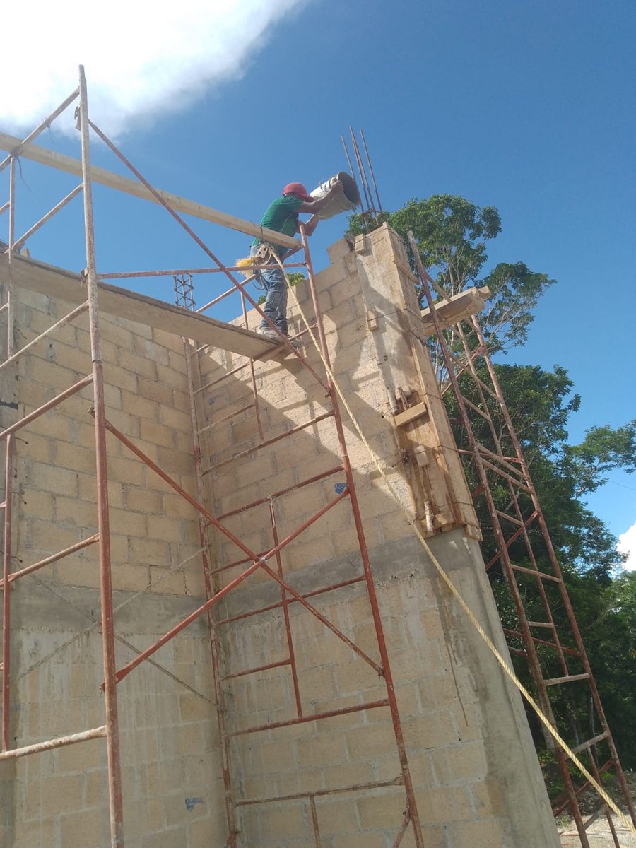 CAPAE MEJORA EL ABASTECIMIENTO DE AGUA EN CARLOS A. MADRAZO, CALAKMUL