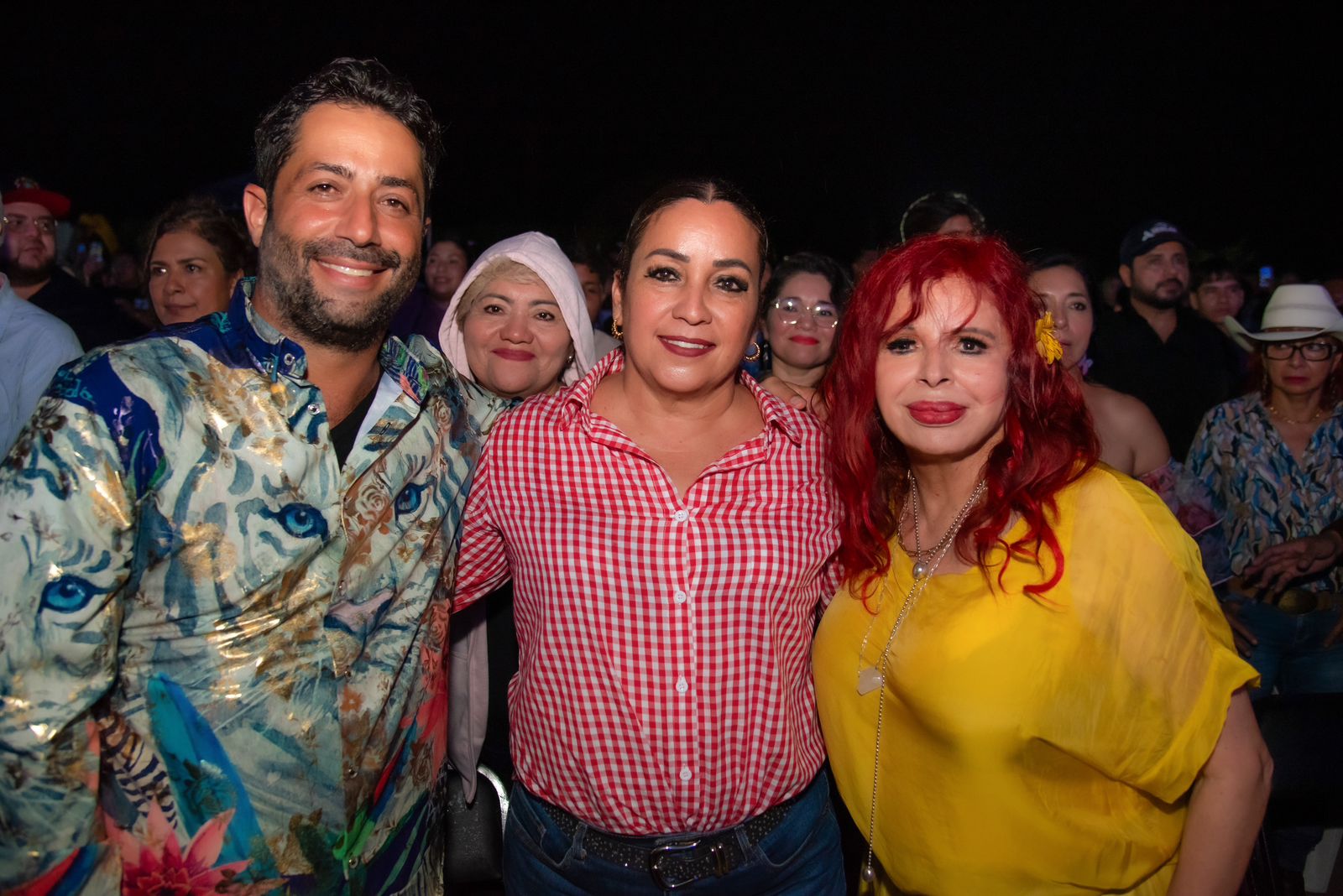 ASISTE LA GOBERNADORA AL ESPECTACULAR CONCIERTO DE JULIÓN ÁLVAREZ