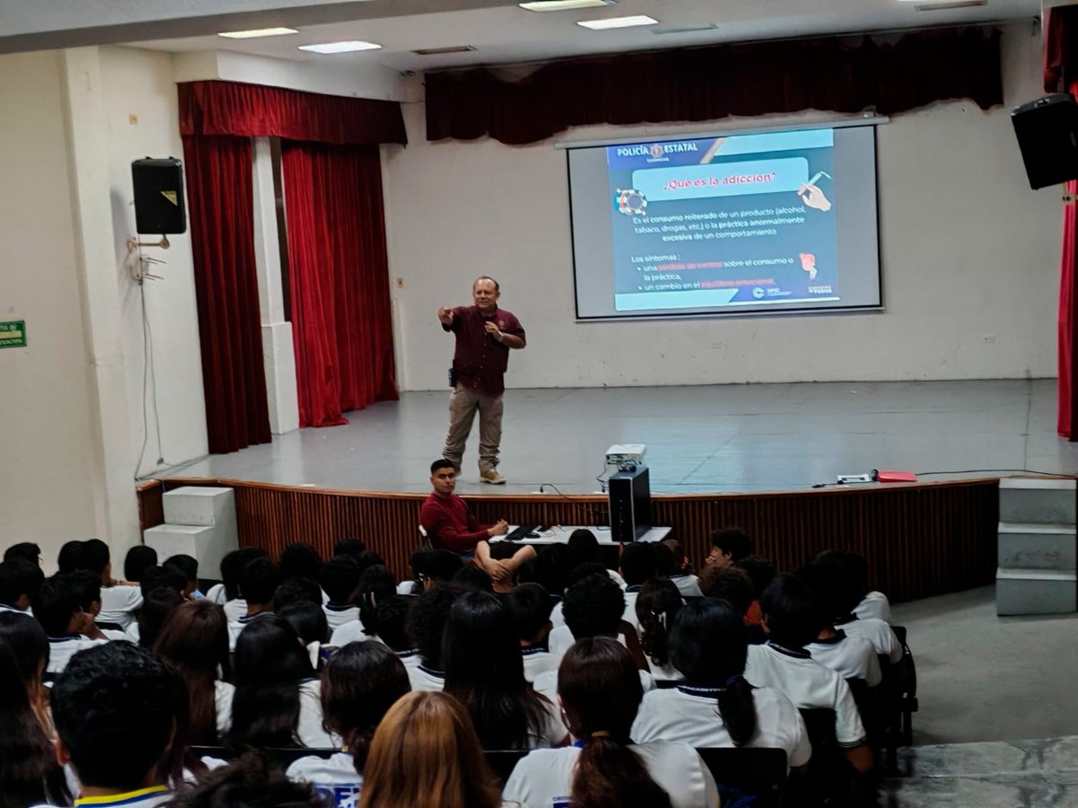 ESTUDIANTES PARTICIPAN EN TALLER SOBRE MENORES INFRACTORES Y SUS CONSECUENCIAS LEGALES