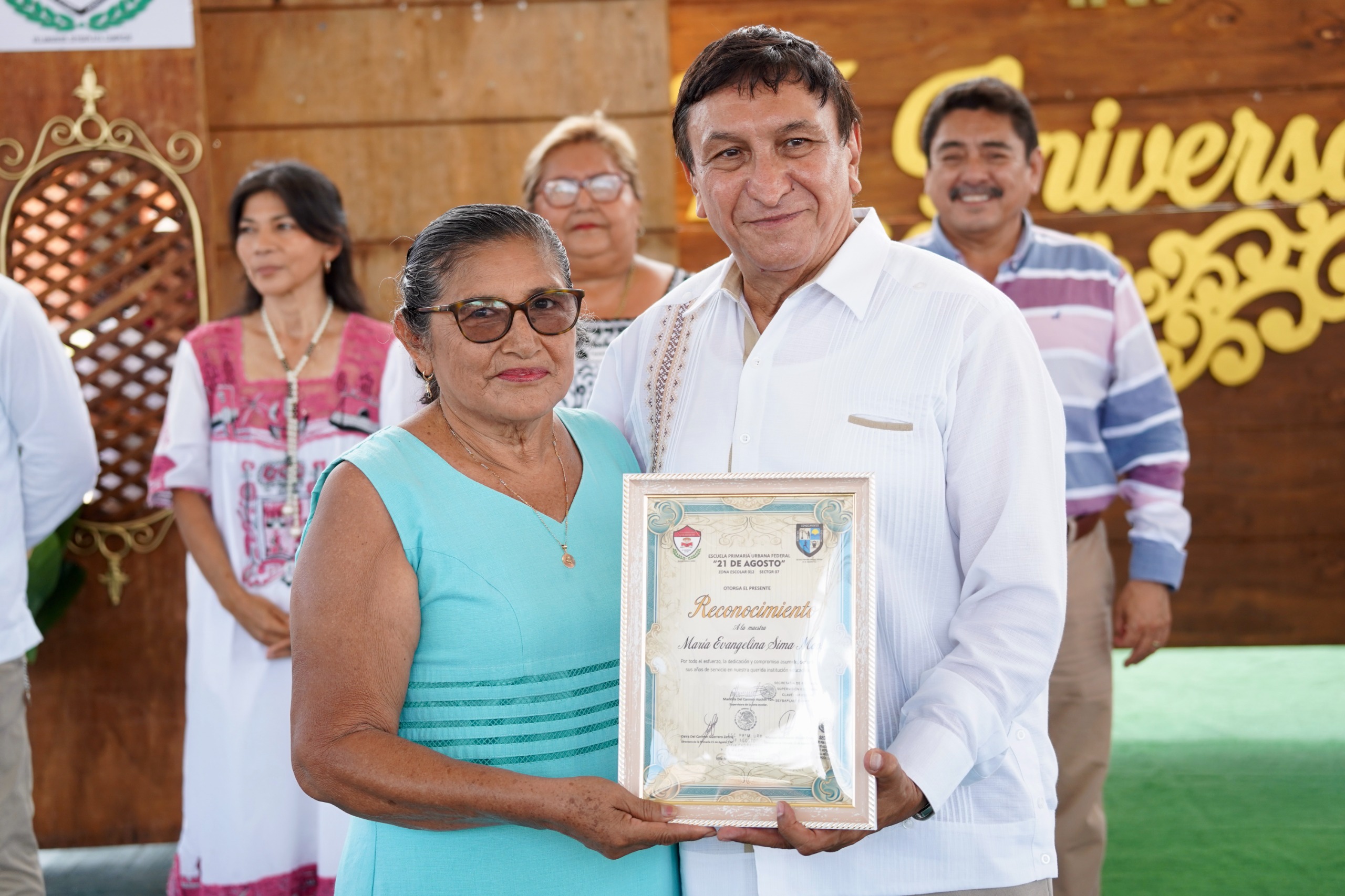 INAUGURAN DOMO DE LA CANCHA DE USOS MÚLTIPLES EN PRIMARIA DE VILLAMADERO, SEYBAPLAYA