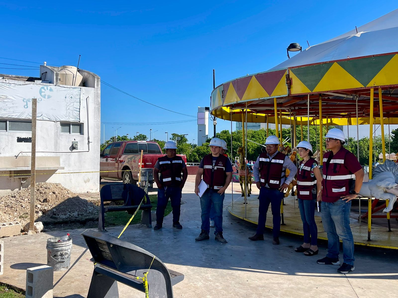 AVANZA OBRA EN PARQUE CAMPECHE