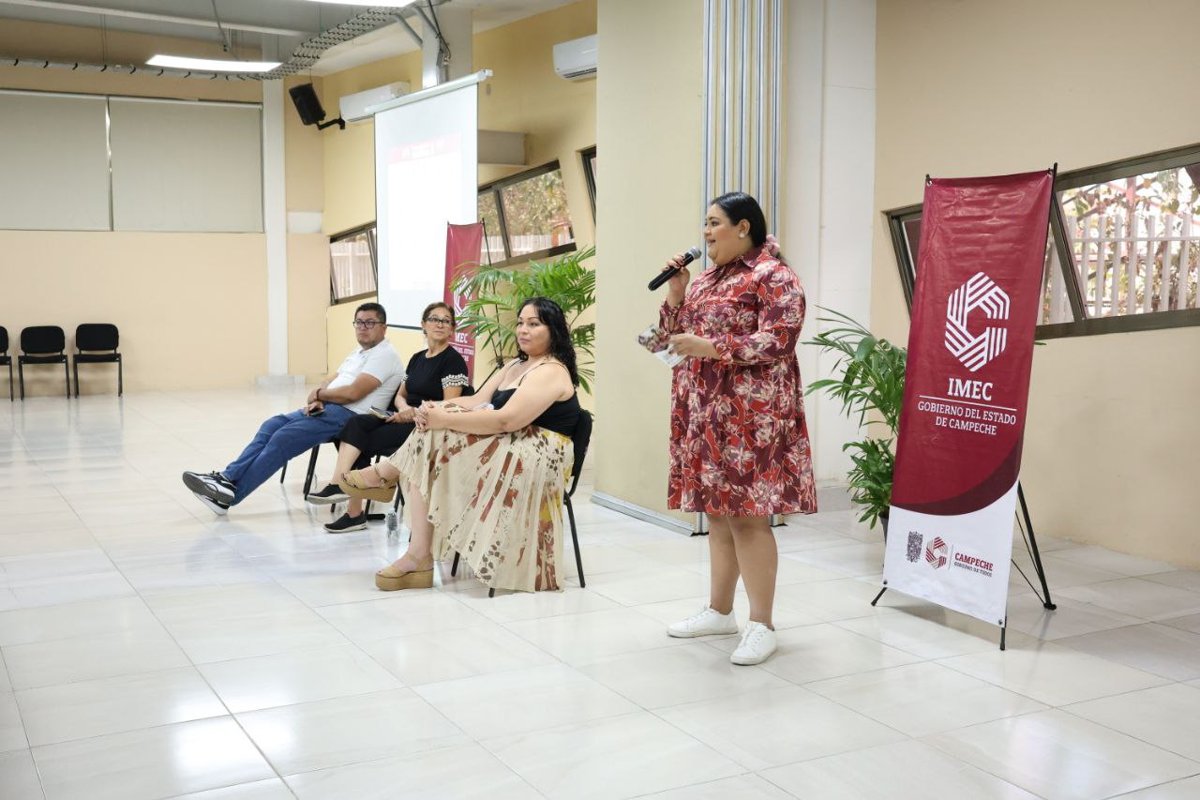 PRESENTAN PROGRAMAS SOCIALES QUE RESPALDAN A MUJERES CAMPECHANAS