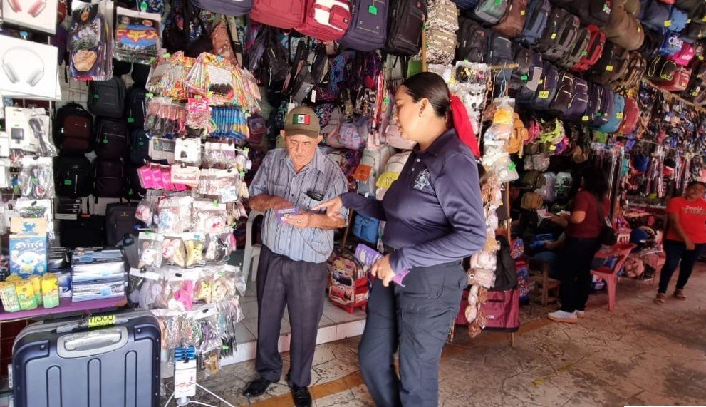 REALIZAN PROMOCIÓN DE LA SALUD EN MERCADO MUNICIPAL DE CIUDAD DEL CARMEN