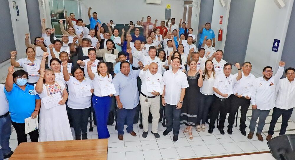 CECYTEC FORTALECE LA EXCELENCIA EDUCATIVA CON CAPACITACIÓN INTEGRAL A DOCENTES Y PERSONAL ADMINISTRATIVO