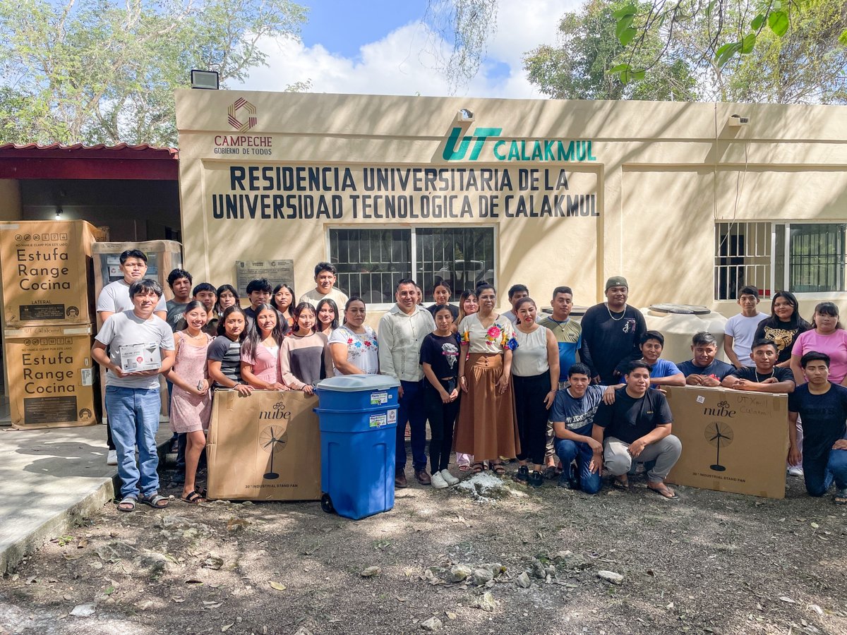 RESIDENCIAS ESTUDIANTILES DE CALAKMUL RECIBEN EQUIPAMIENTO