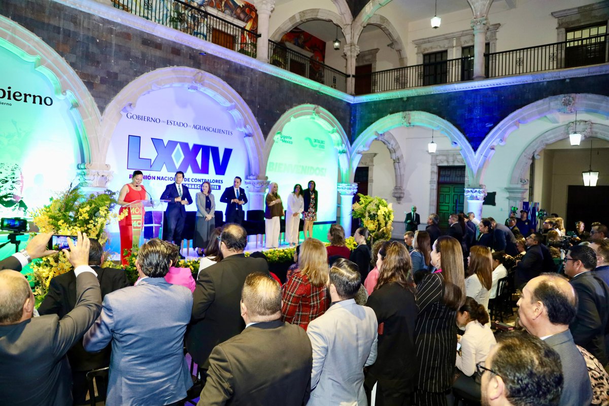 CAMPECHE FORTALECE SU COMPROMISO CON LA TRANSPARENCIA EN LA LXXIV REUNIÓN NACIONAL DE CONTRALORES ESTADOS–FEDERACIÓN