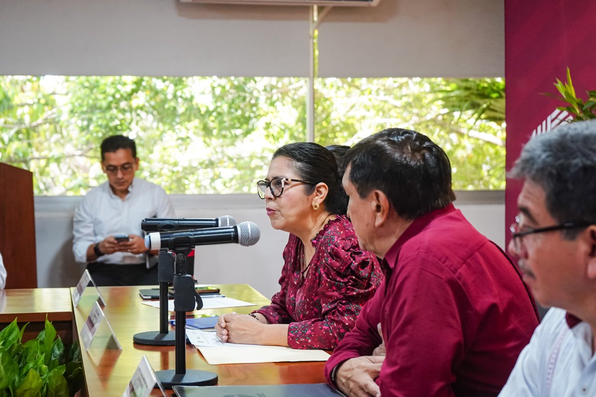 EDUCACIÓN Y SALUD SE UNEN PARA PROMOVER LA IMPORTANCIA DE LA VACUNACIÓN EN LA COMUNIDAD ESCOLAR CAMPECHANA