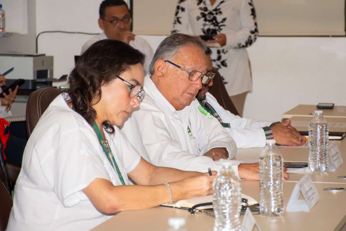 REFUERZAN ESTRATEGIAS CONASAMA Y SECTOR SALUD DE CAMPECHE
