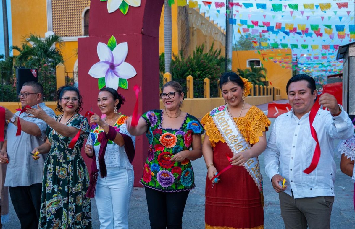INAUGURA LIZ HERNÁNDEZ LA GRAN FERIA DE MAYO EN HONOR AL GRAN PODER DE DIOS EN TENABO