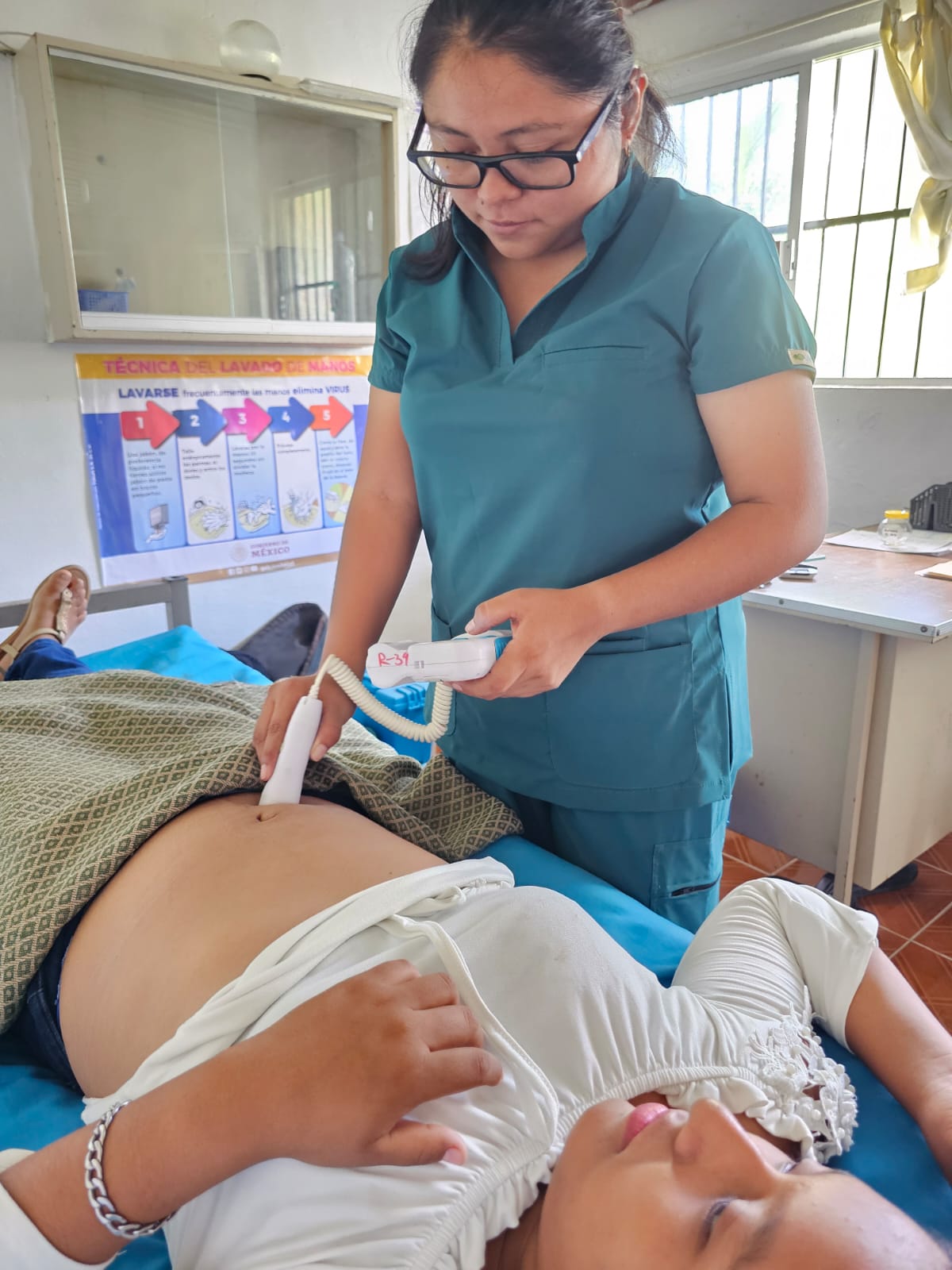 INSTAN A MUJERES A UNA BUENA SALUD MATERNA Y PERINATAL