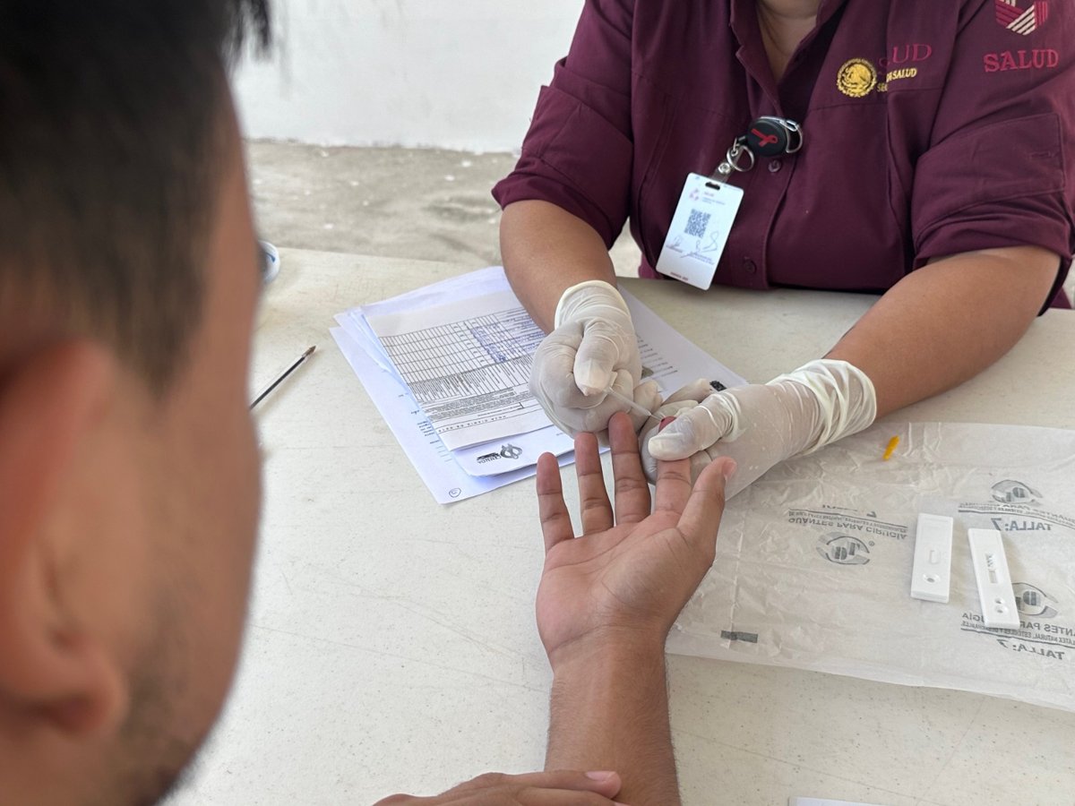ATIENDEN A POBLACIÓN DE SAN ANTONIO CÁRDENAS CON SALUD EN TU BARRIO