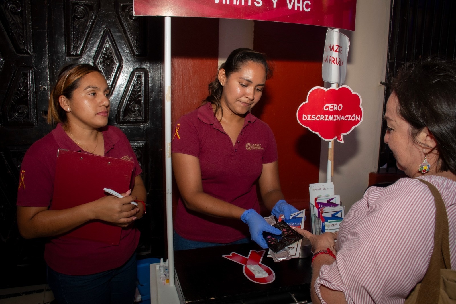 BENEFICIAN A CHAMPOTONEROS CON SERVICIOS GRATUITOS DE SALUD EN TU BARRIO
