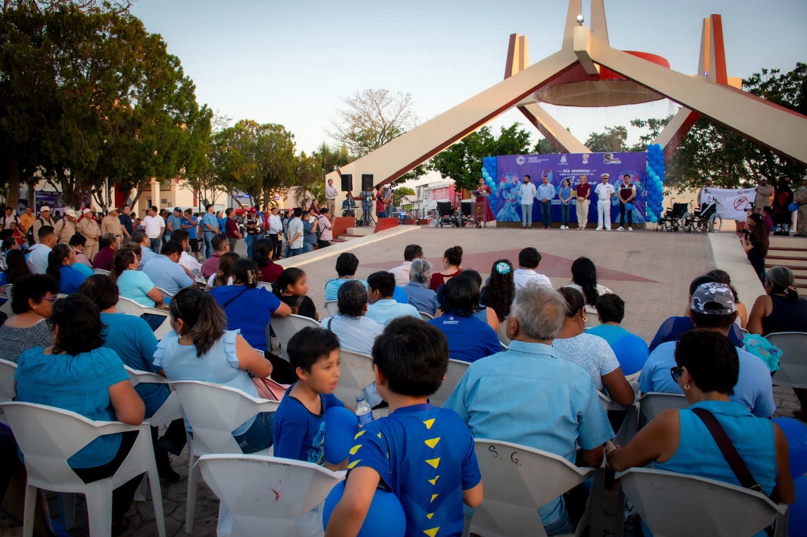 BENEFICIAN A CHAMPOTONEROS CON SERVICIOS GRATUITOS DE SALUD EN TU BARRIO