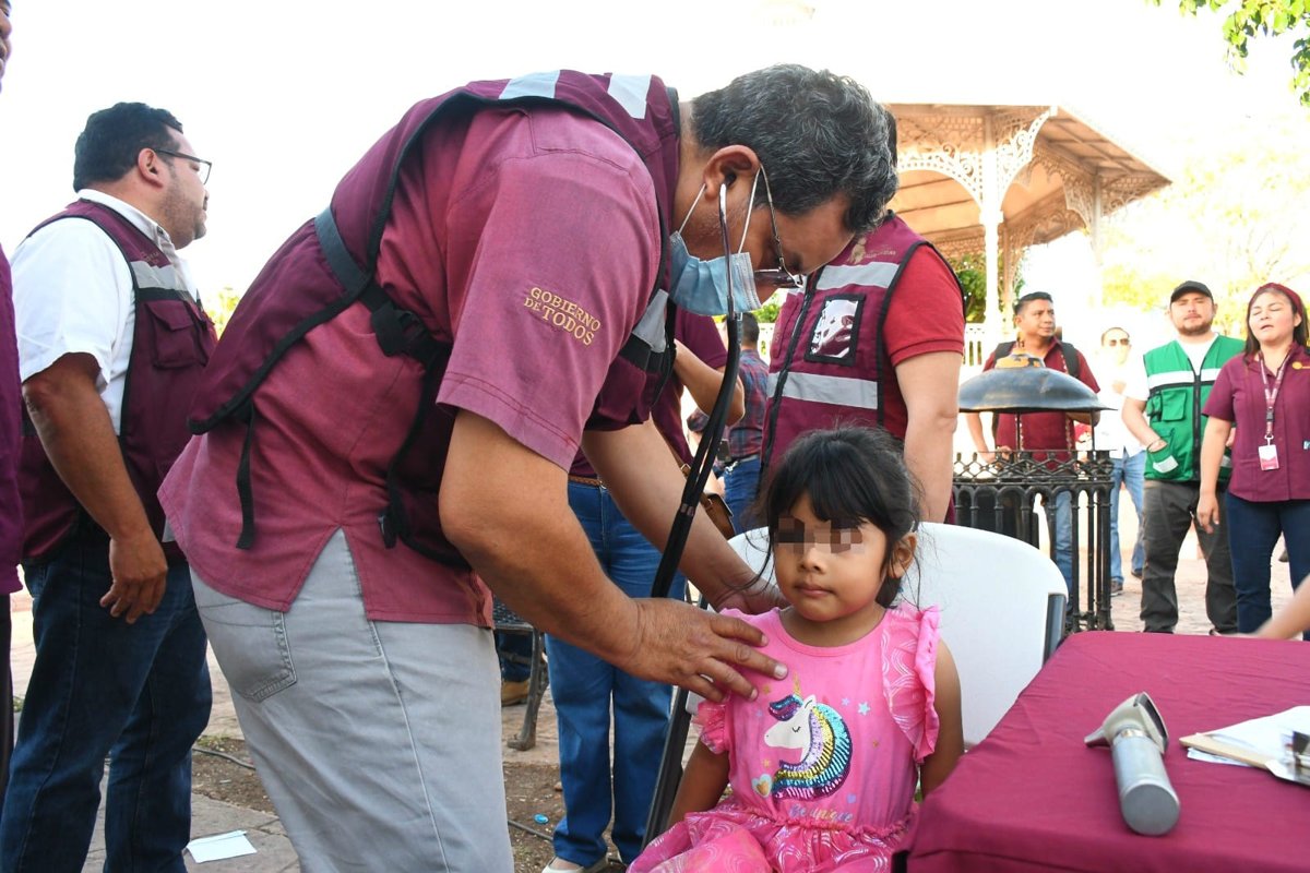ATIENDEN CON SALUD EN TU BARRIO A POBLADORES DE CHINÁ