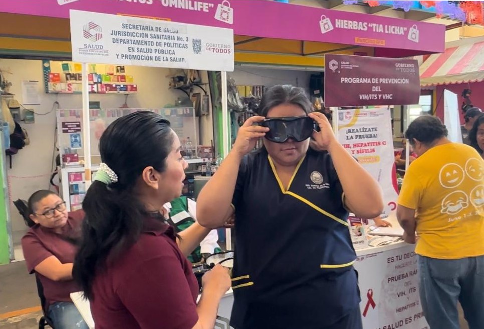 PREVÉN ENFERMEDADES EN MERCADO MUNICIPAL DE CARMEN CON SALUD EN TU BARRIO