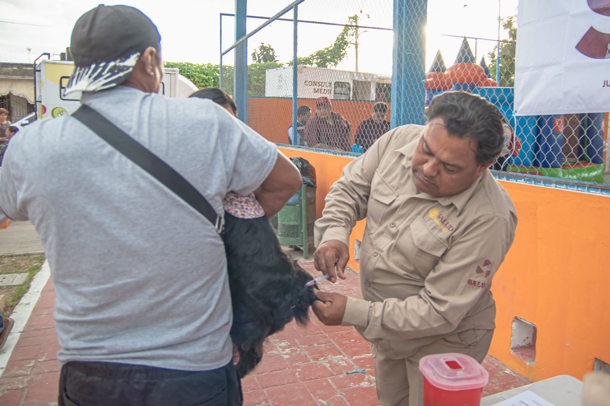 RECIBEN SERVICIOS GRATIS, FAMILIAS DE MINAS CON SALUD EN TU BARRIO