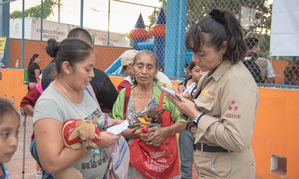 RECIBEN SERVICIOS GRATIS, FAMILIAS DE MINAS CON SALUD EN TU BARRIO