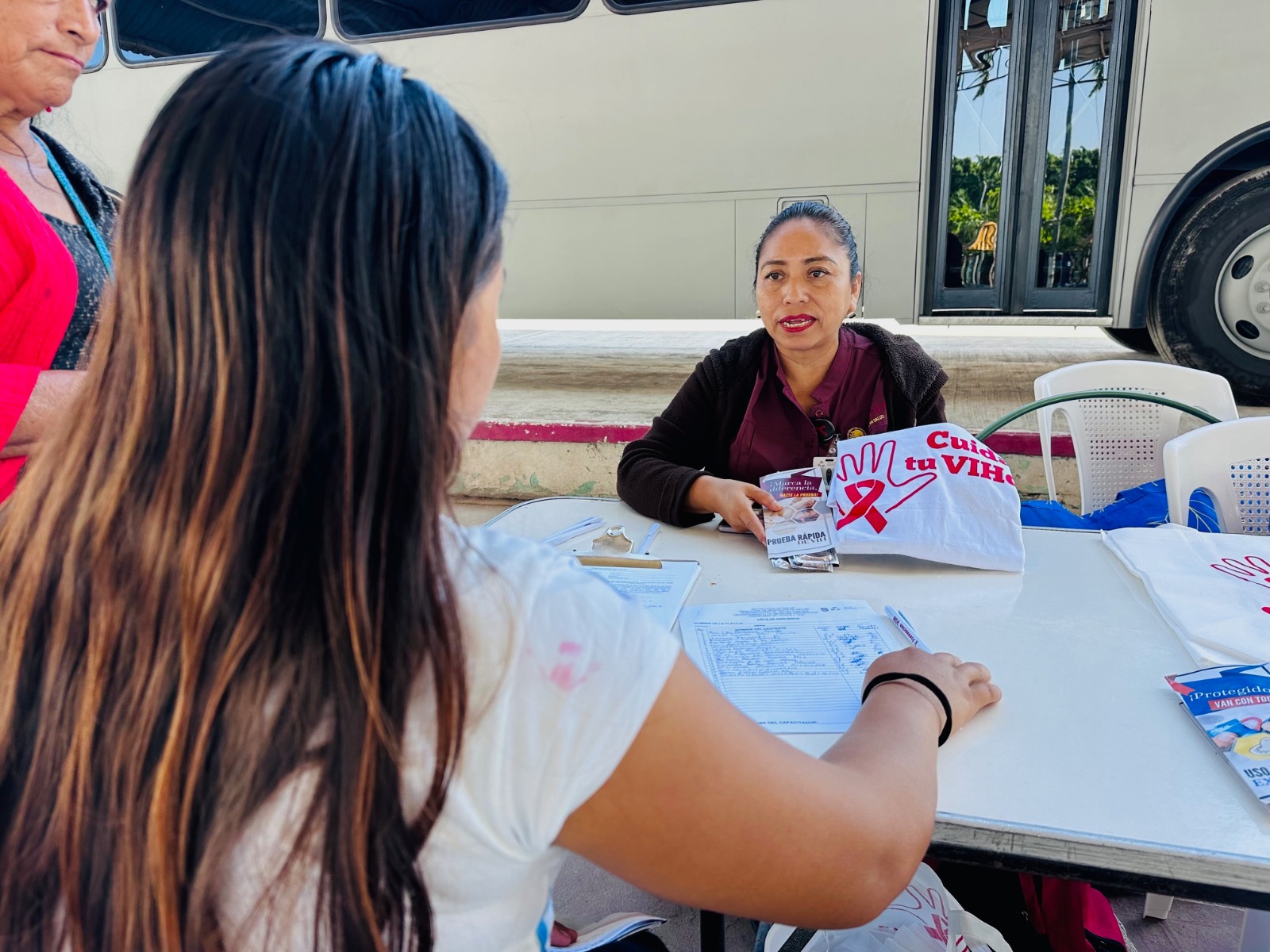 LLEVAN SERVICIOS DE SALUD EN TU BARRIO A NUEVO PROGRESO