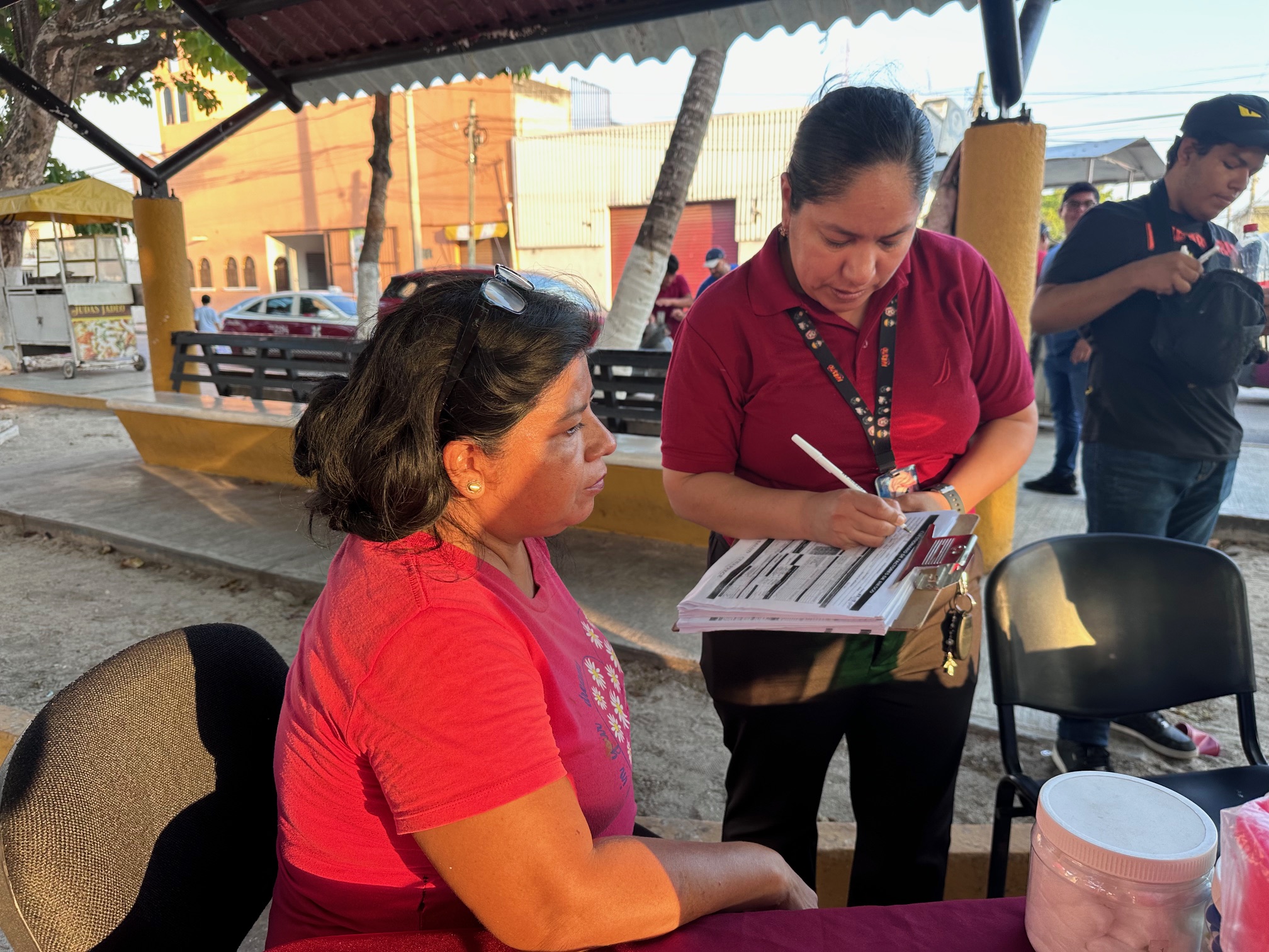 FOMENTAN EL AUTOCUIDADO EN CARMEN, CON SALUD EN TU BARRIO