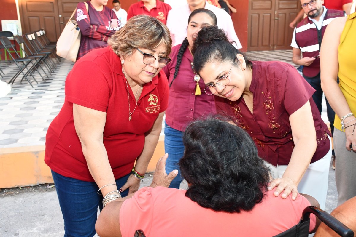LLEVAN ATENCIÓN INTEGRAL A SEYBAPLAYA CON SALUD EN TU BARRIO
