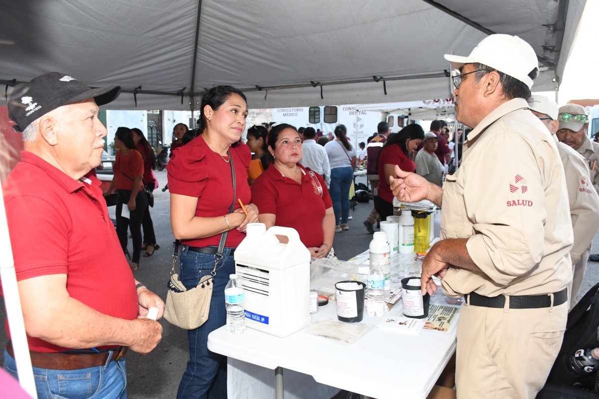 LLEVAN ATENCIÓN INTEGRAL A SEYBAPLAYA CON SALUD EN TU BARRIO