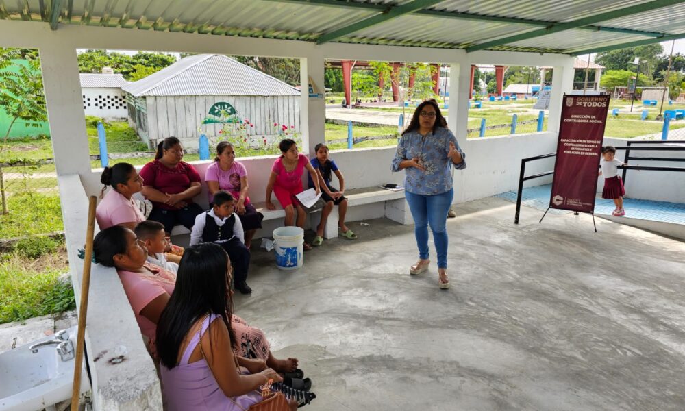 CAPACITAN A BENEFICIARIOS DEL PROGRAMA FORTALECIMIENTO A LA ATENCIÓN MÉDICA EN MATERIA DE CONTRALORÍA SOCIAL