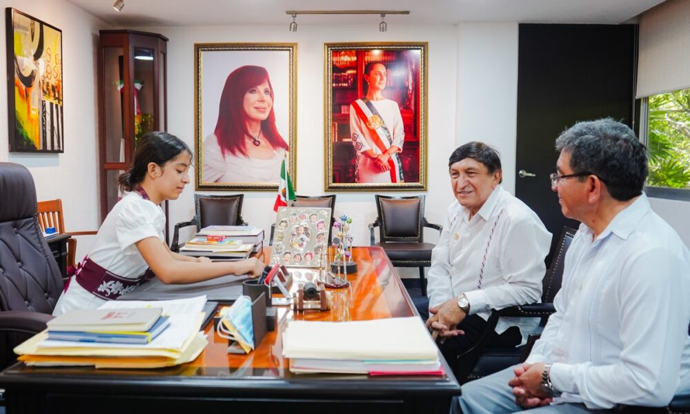 PARTICIPAN ALUMNOS EN PROYECTO “SECRETARIO DE EDUCACIÓN POR UN DÍA”