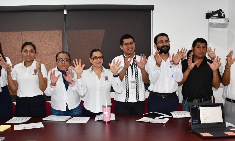 TALLER DE LENGUA DE SEÑAS MEXICANA FORTALECE LA ATENCIÓN INCLUSIVA EN LA FISCALÍA ANTICORRUPCIÓN