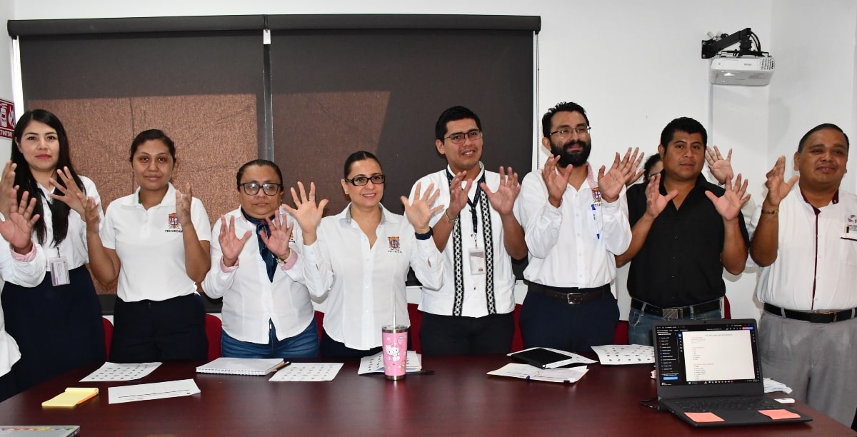 TALLER DE LENGUA DE SEÑAS MEXICANA FORTALECE LA ATENCIÓN INCLUSIVA EN LA FISCALÍA ANTICORRUPCIÓN