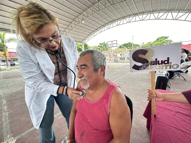 ATENCIÓN MÉDICA GRATIS EN CARMEN, CON SALUD EN TU BARRIO