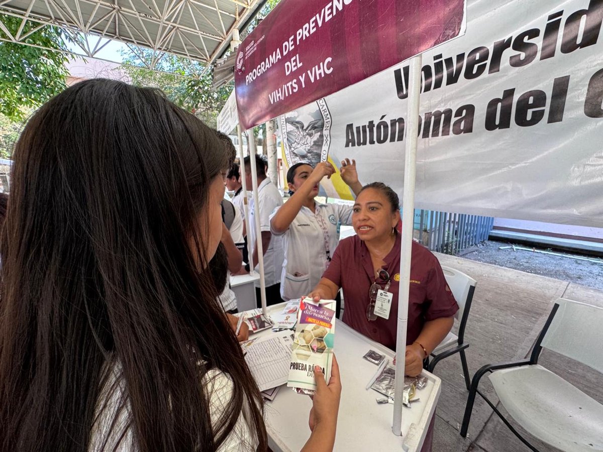LLEVAN SERVICIOS GRATUITOS A LA UNACAR CON SALUD EN TU BARRIO